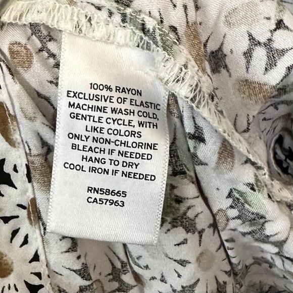 NWT Abound by Nordstrom Black Daisy Halter Crop Top - Size 1X - Picture 7 of 8